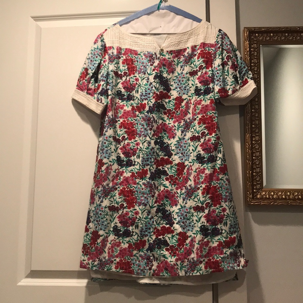 Draper James bateau neck shift